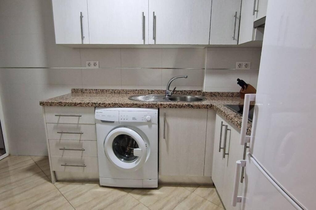 Precioso Apartamento En Centro Grenada Zewnętrze zdjęcie